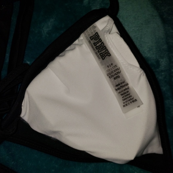 Bikini - Picture 4 of 5